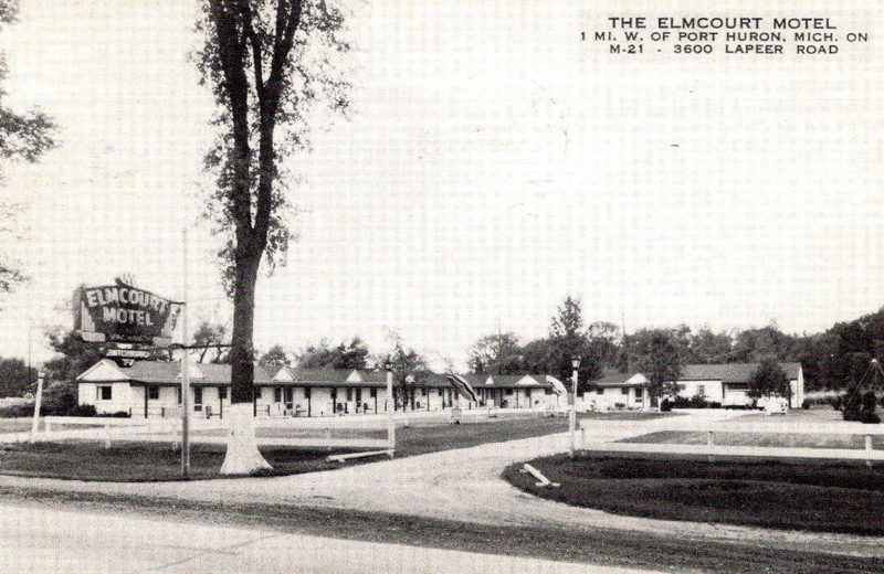 Elmcourt Motel - Vintage Postcard (newer photo)